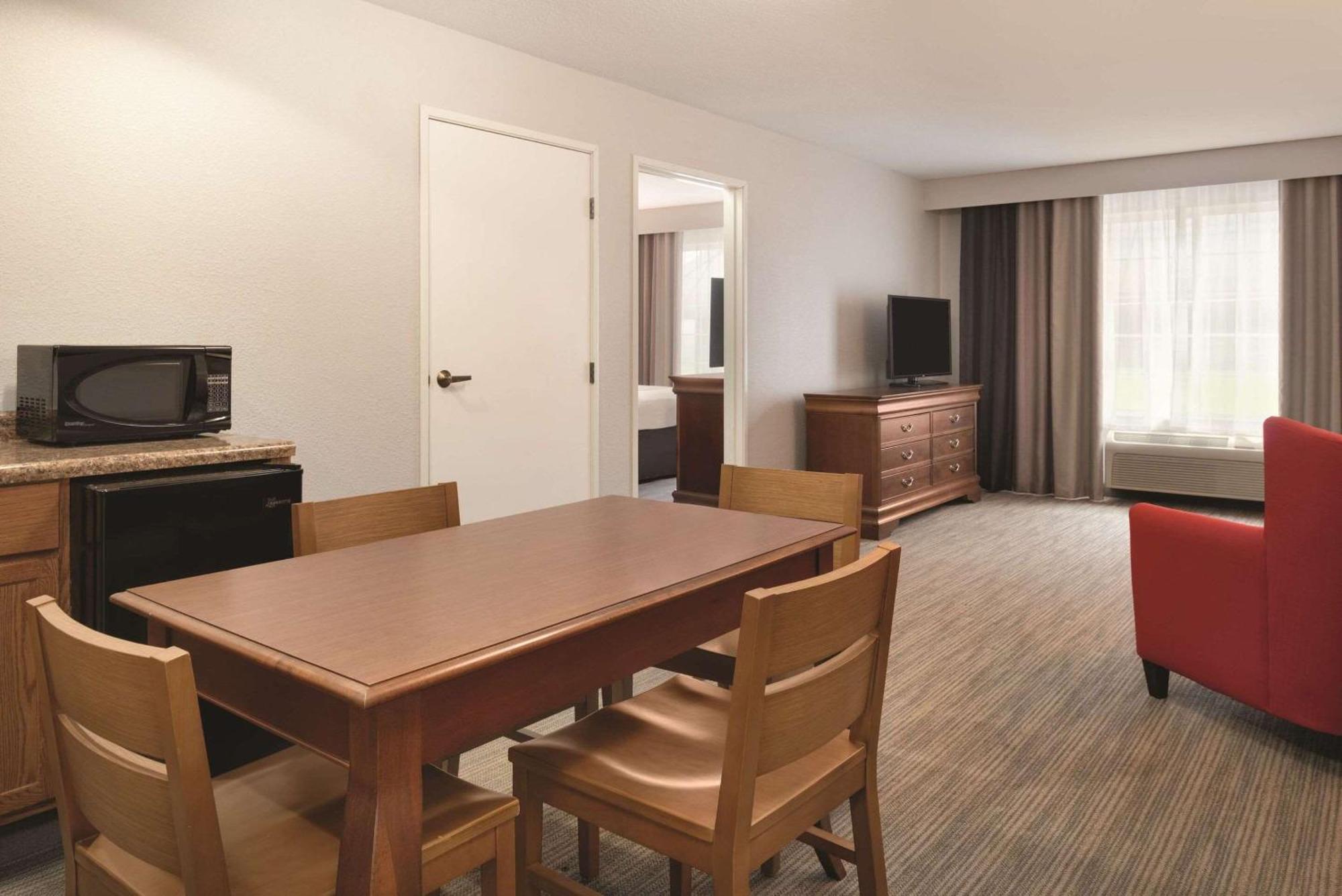 Country Inn & Suites By Radisson, Valparaiso, In Εξωτερικό φωτογραφία